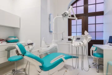 Стоматологическая клиника вГолливуд фотография 2