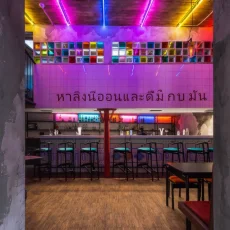 Тайский бар Neon Monkey фотография 3