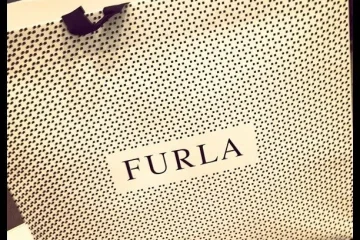 Магазин итальянских сумок Furla на улице Петровка 