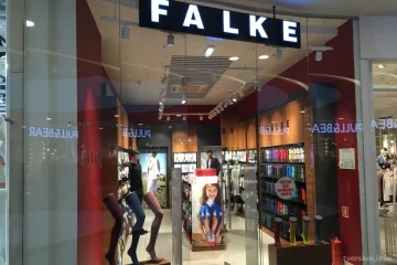 Фирменный бутик Falke на Красной площади фотография 2