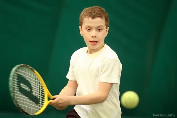 Детская школа большого тенниса Tennis Kingdom 
