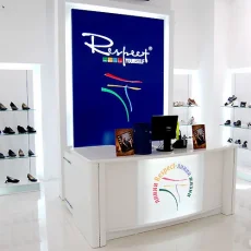 Магазин обуви Respect на Манежной площади фотография 3